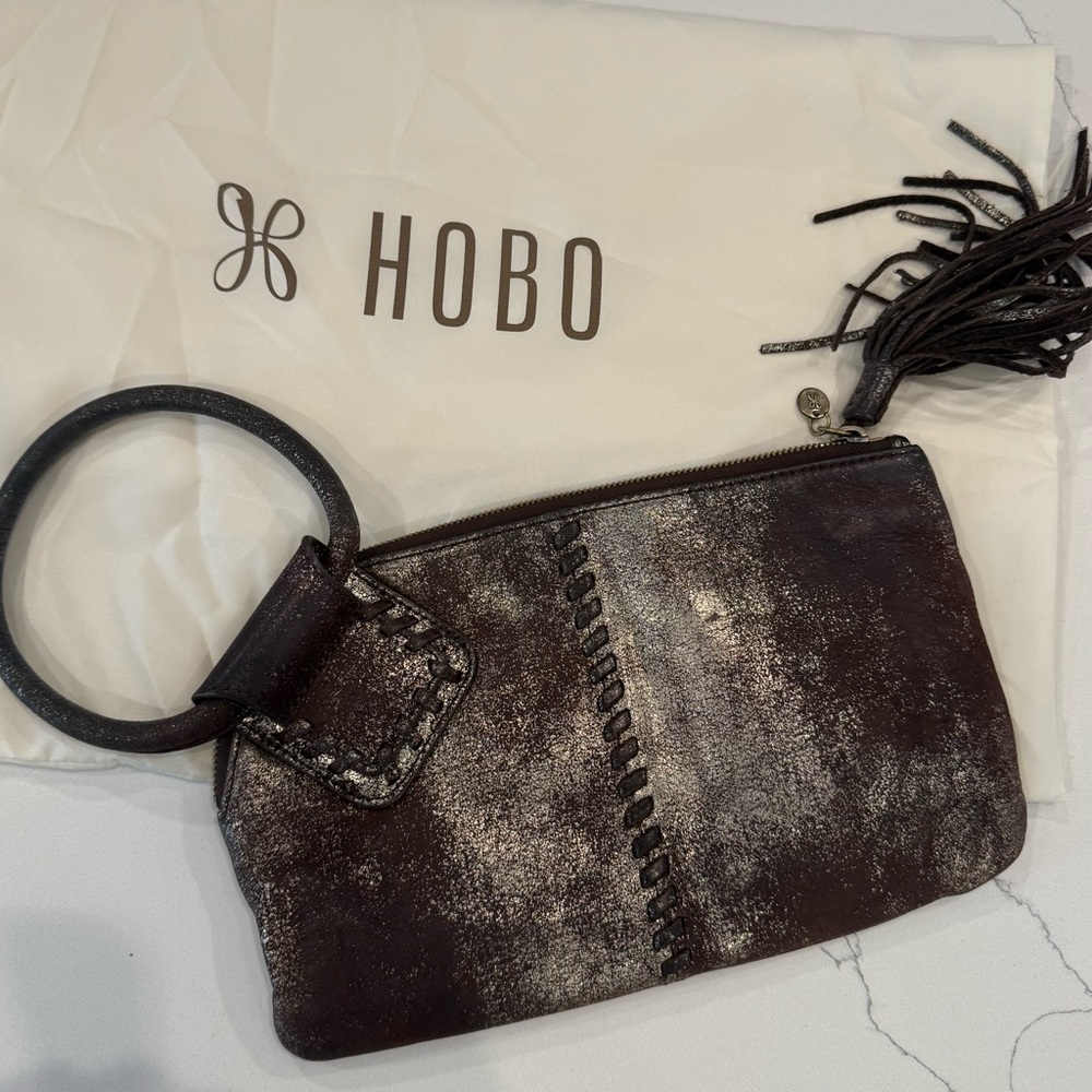 HOBO Wristlet - Picture 2 of 4